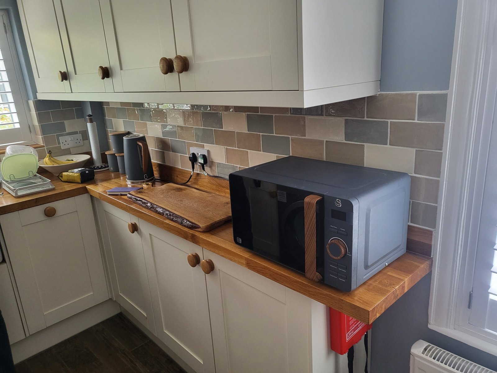 Kitchen before refresh